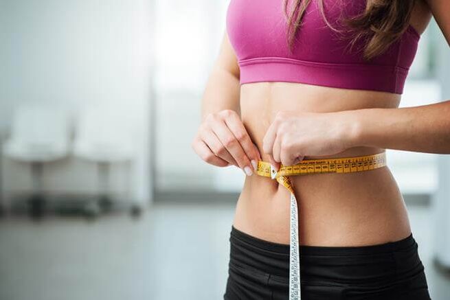 O resultado da perda de peso em uma dieta baixa em carboidratos, que pode ser mantida através de uma saída gradual